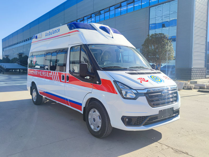 福特V348長軸高頂救護(hù)車